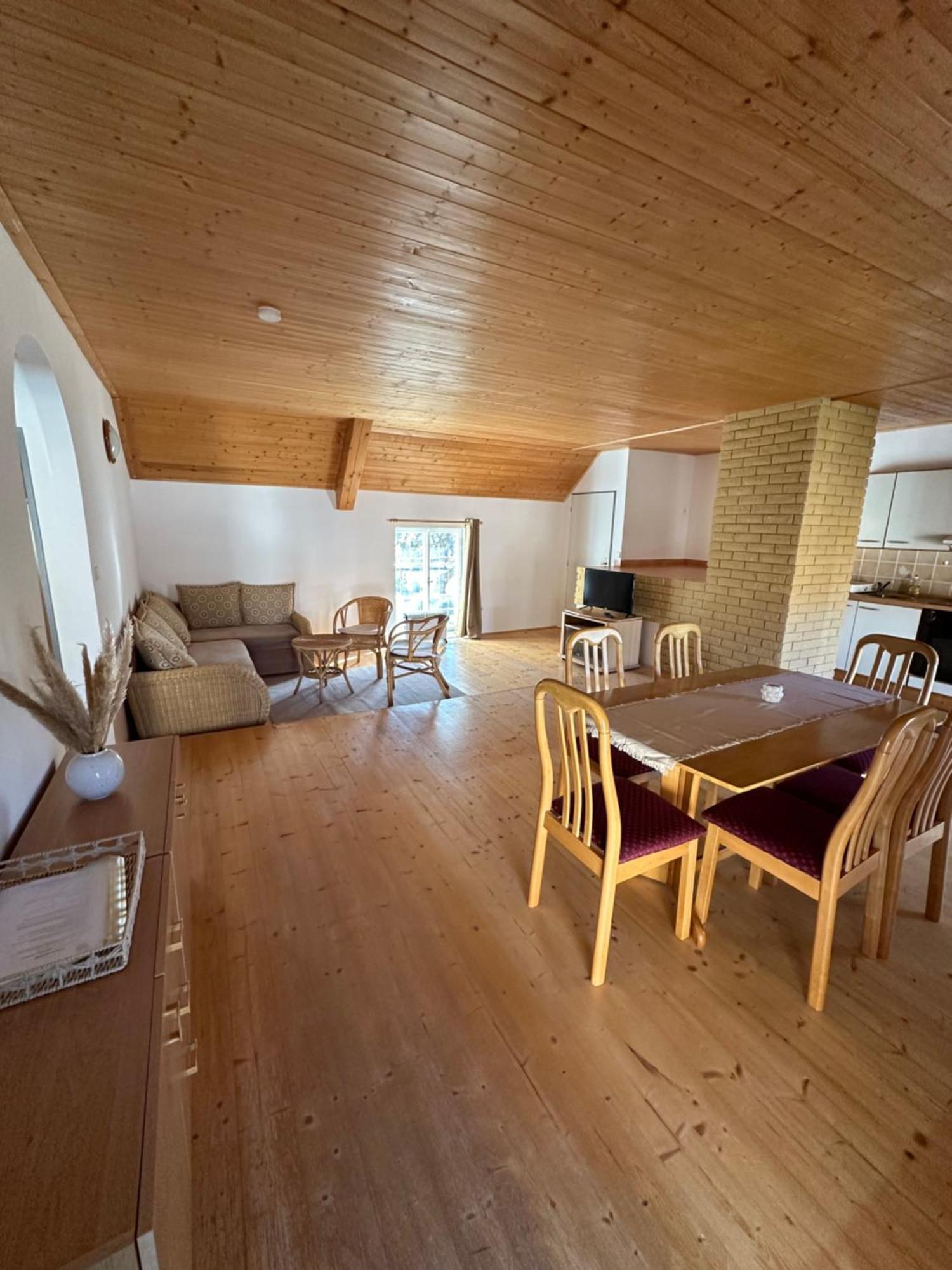 Apartment Dehtare 외부 사진